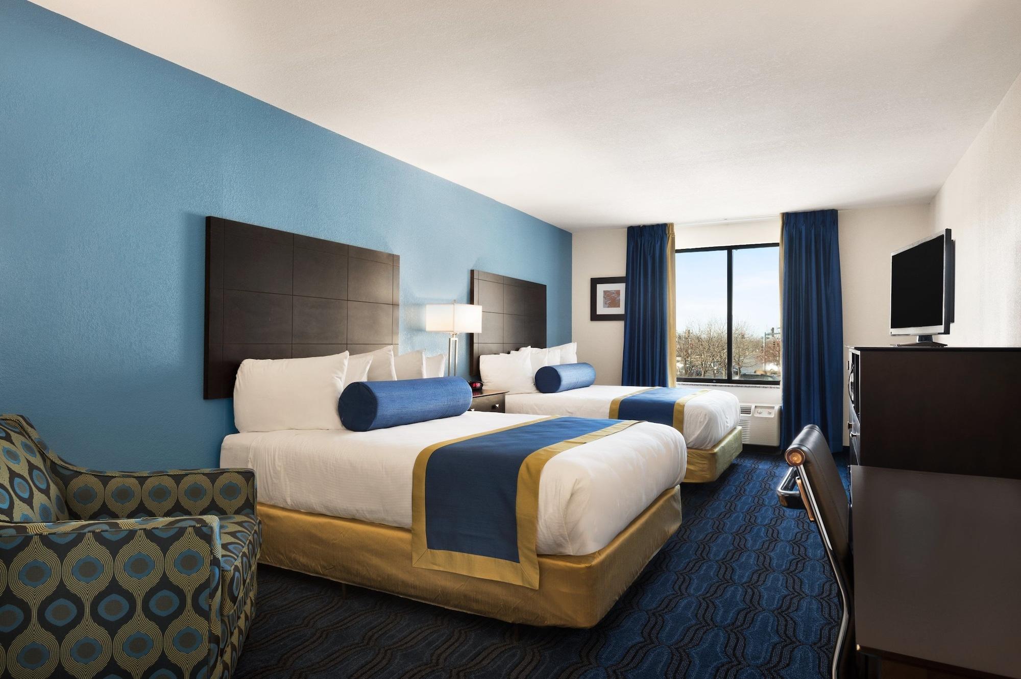 Holiday Inn Express St. Louis Arpt - Maryland Hgts, An Ihg Hotel Maryland Heights Exterior photo