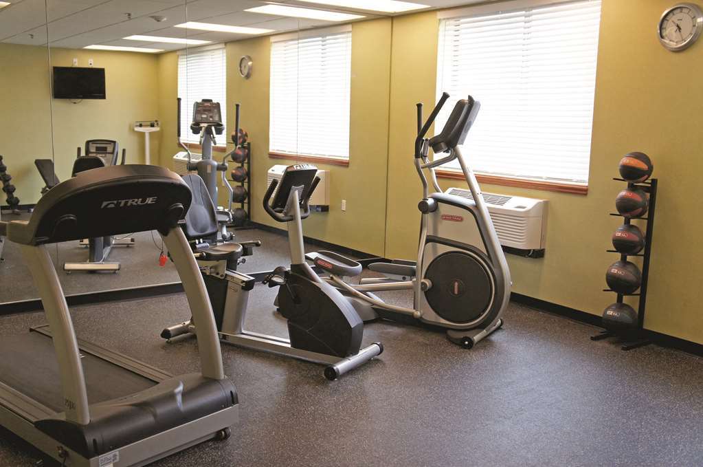 Holiday Inn Express St. Louis Arpt - Maryland Hgts, An Ihg Hotel Maryland Heights Facilities photo