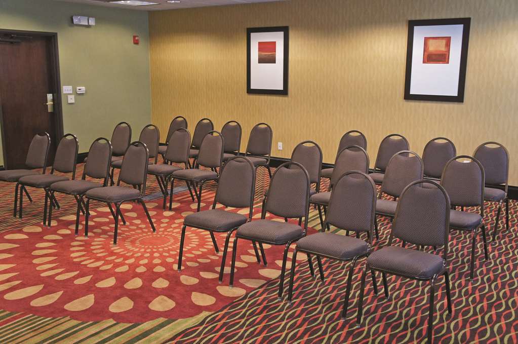 Holiday Inn Express St. Louis Arpt - Maryland Hgts, An Ihg Hotel Maryland Heights Facilities photo