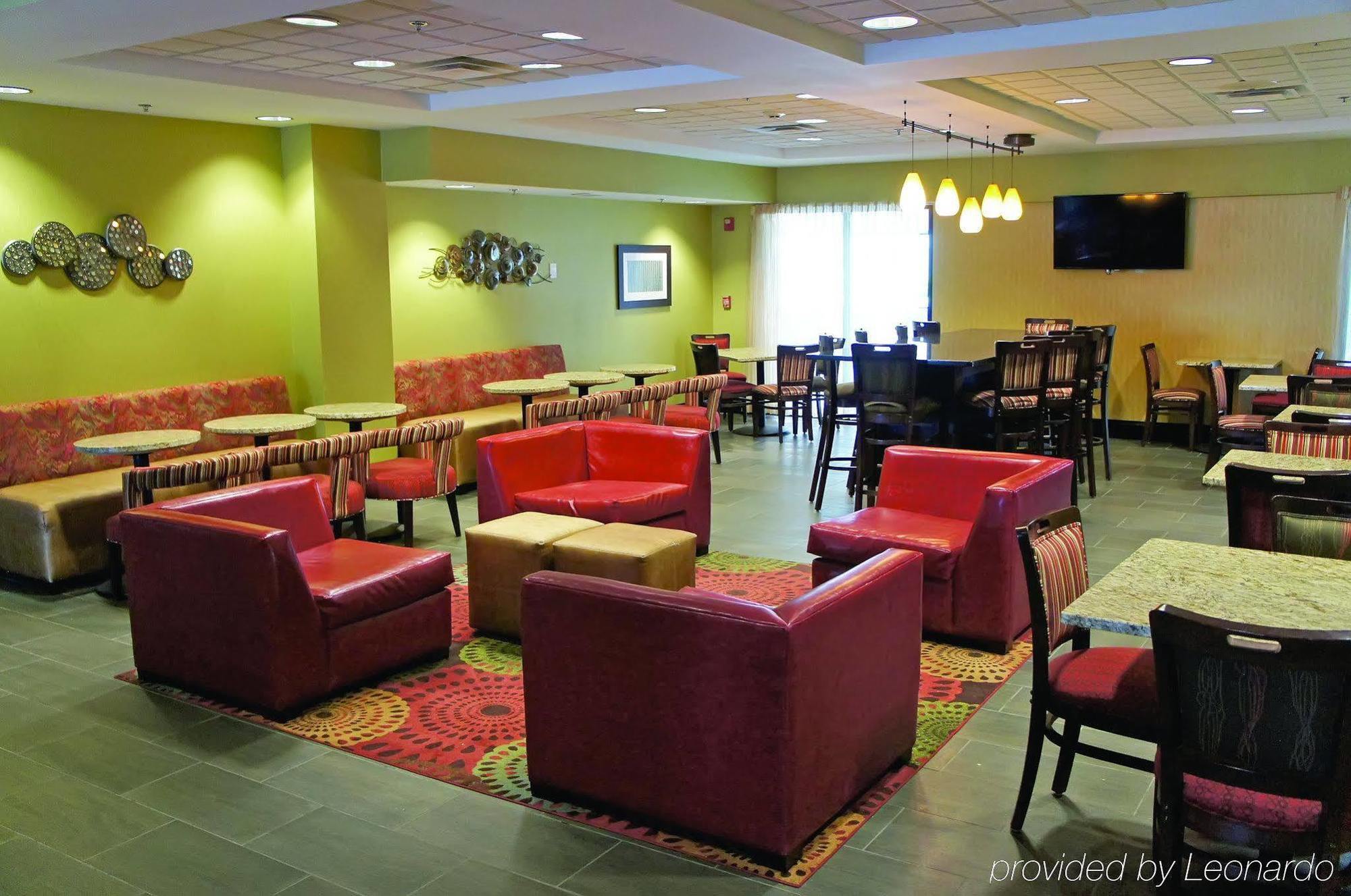 Holiday Inn Express St. Louis Arpt - Maryland Hgts, An Ihg Hotel Maryland Heights Exterior photo