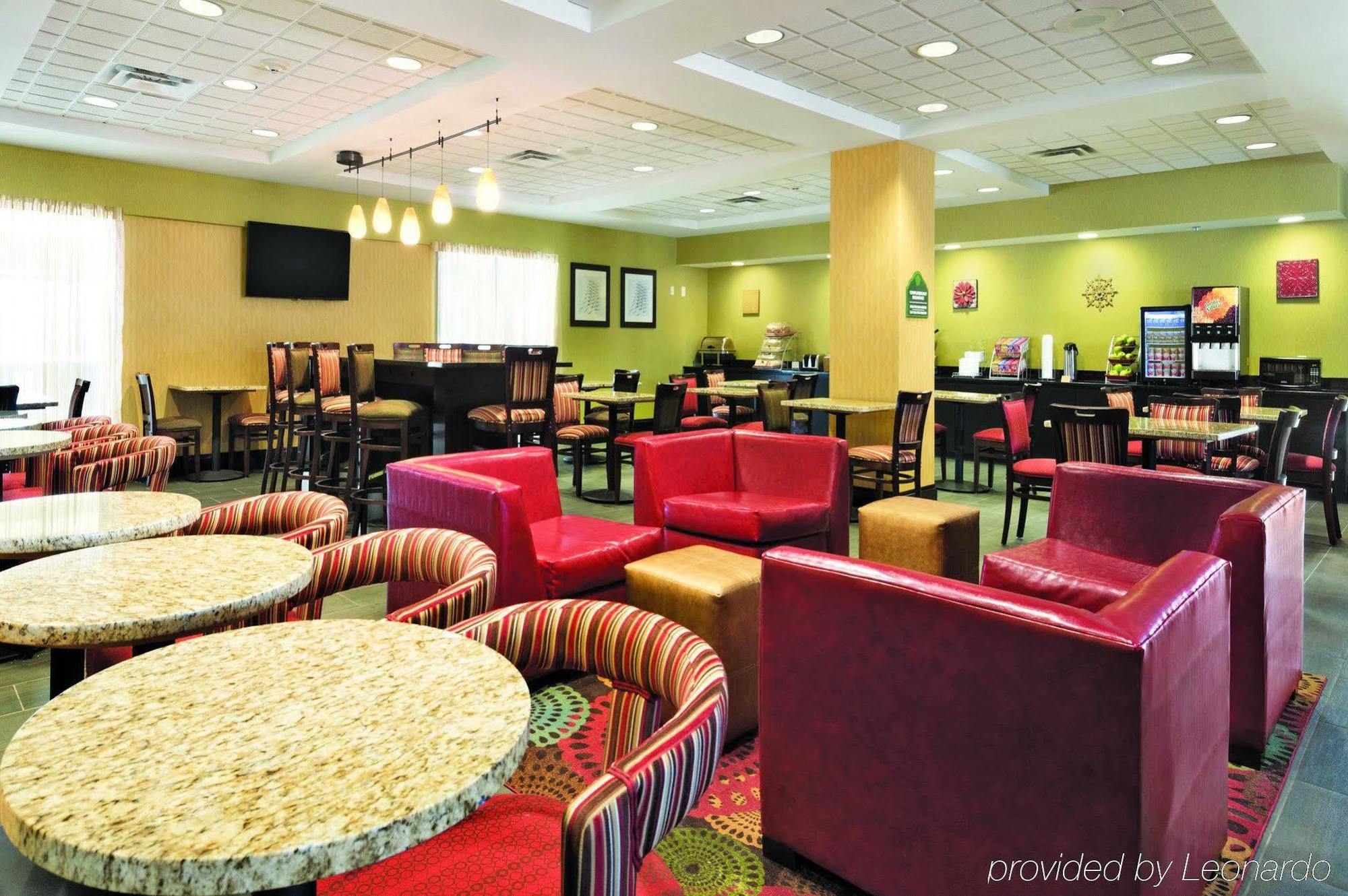Holiday Inn Express St. Louis Arpt - Maryland Hgts, An Ihg Hotel Maryland Heights Exterior photo